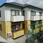 南向きで日当たりの良い建物です。(外観)