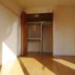 洋室5.9帖の収納(内装)