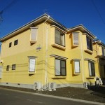 南向きの建物です。(外観)