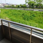 日当たり良好のバルコニー