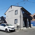 南向き、周辺は静かな住環境です。(外観)