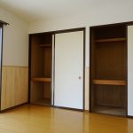 洋室の6帖の収納(内装)