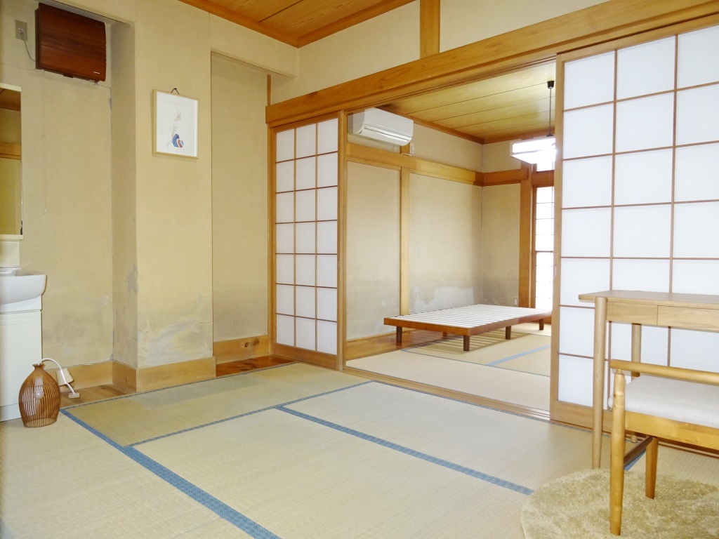 A号室　12帖 (内装)