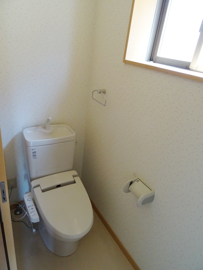 シャワー付きトイレ