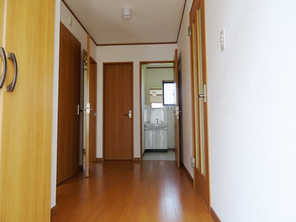 ゆったしたら玄関廊下 (内装)