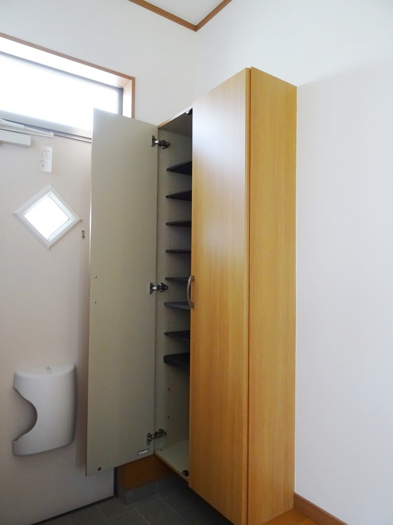 玄関のシューズボックス