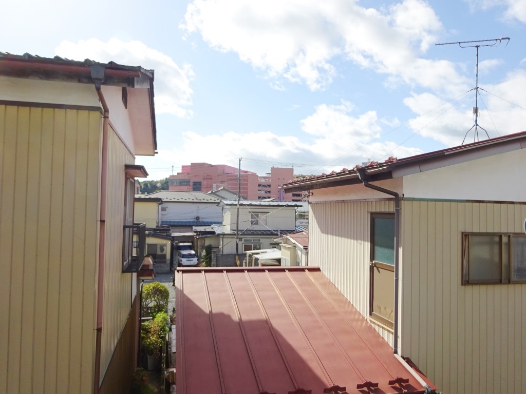 眺望、石巻市役所が見えます。