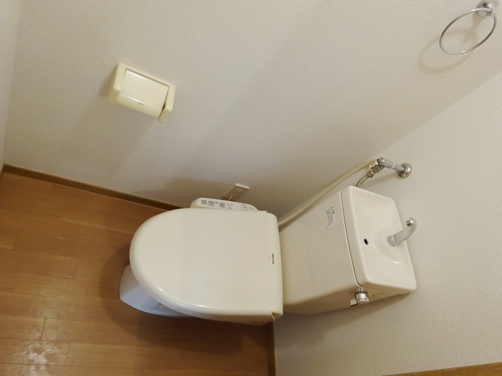 シャワー付きトイレ
