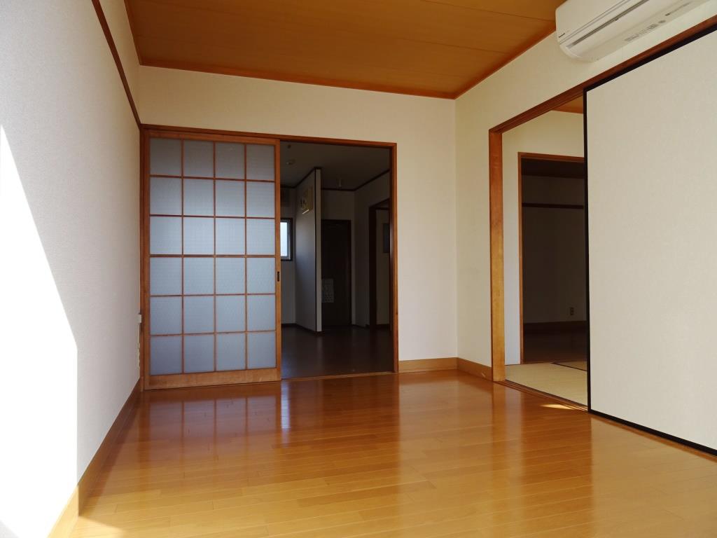 洋室6帖 (内装)