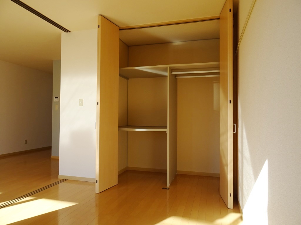 6帖洋室の収納
