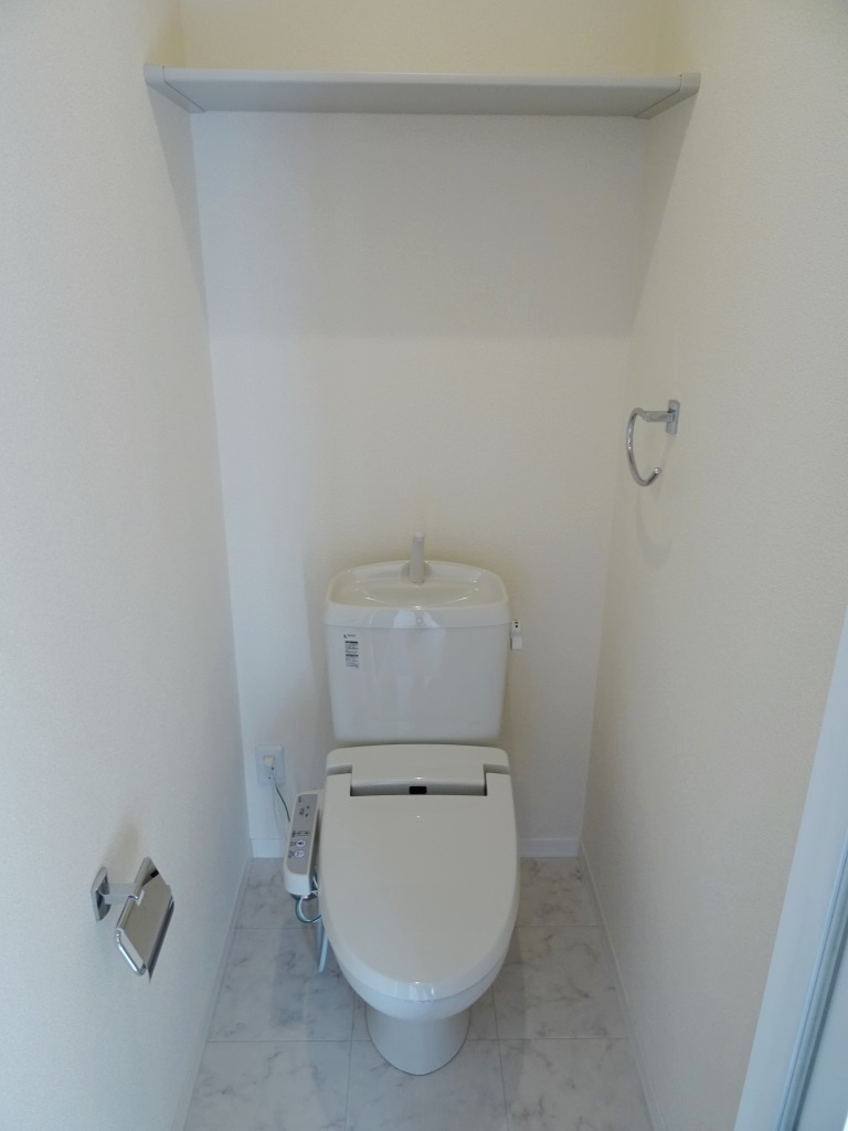 シャワー付きトイレ