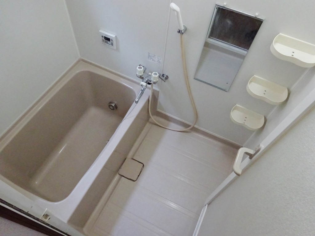 追い焚き機能付きバス (風呂)