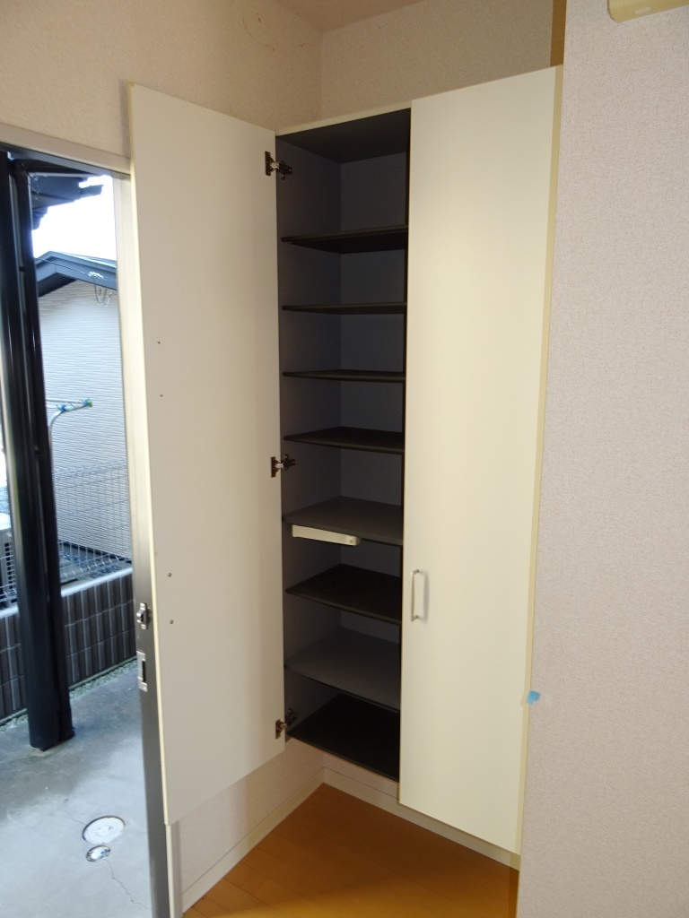 玄関シューズボックス