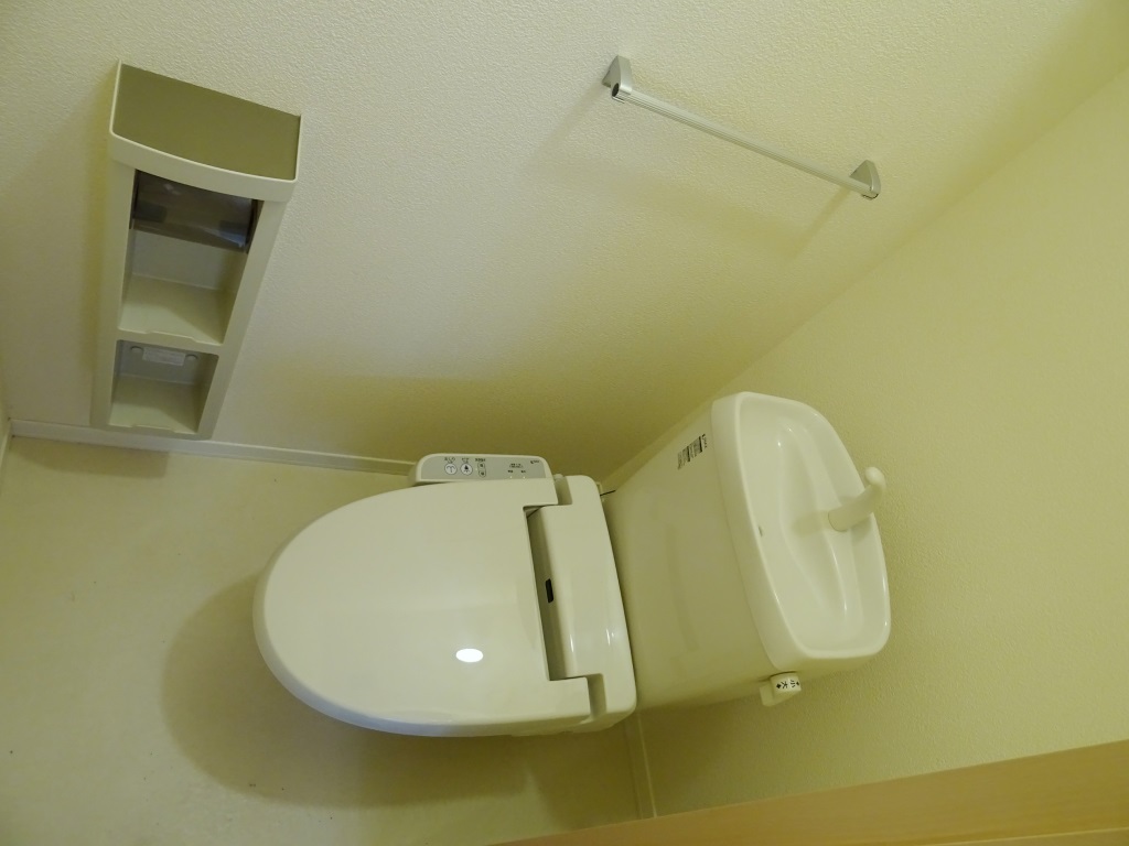 シャワー付きトイレ (内装)