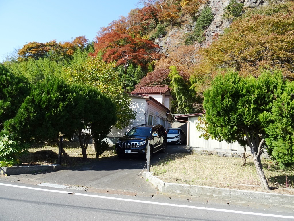 道路側からの写真 (外観)