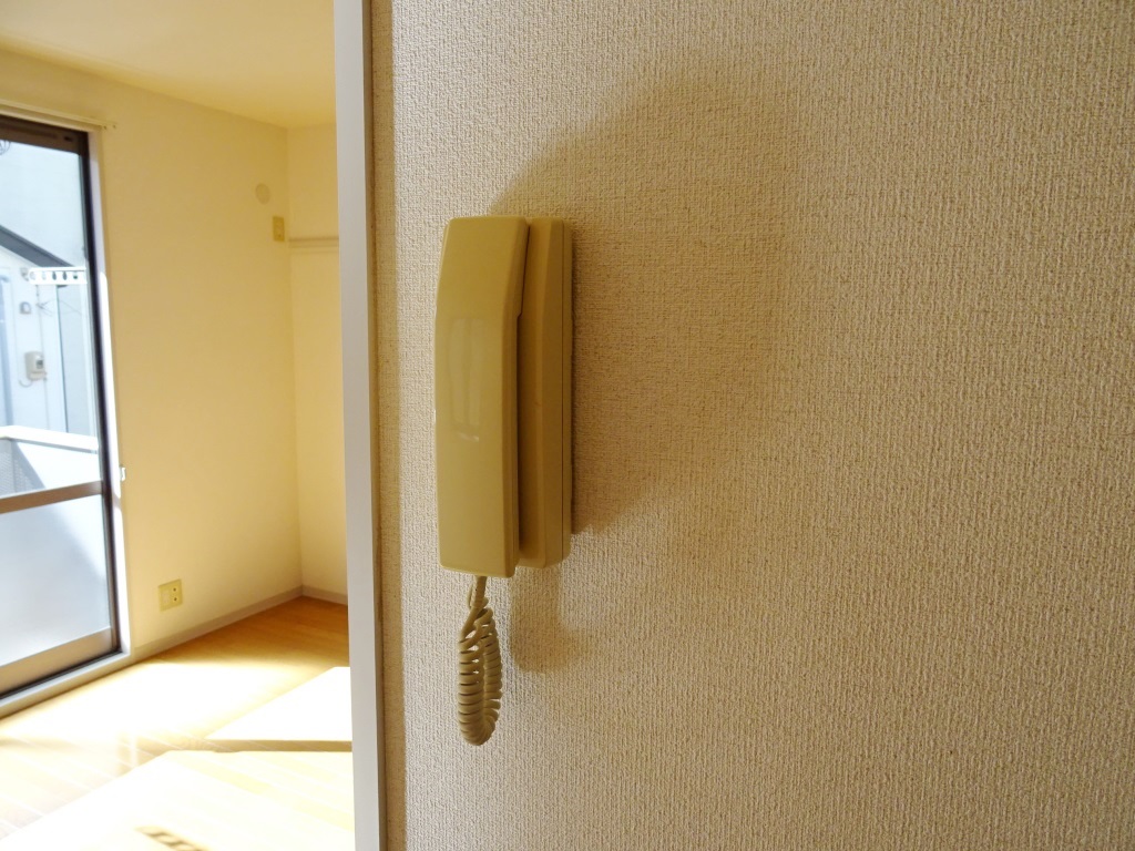 インターホン