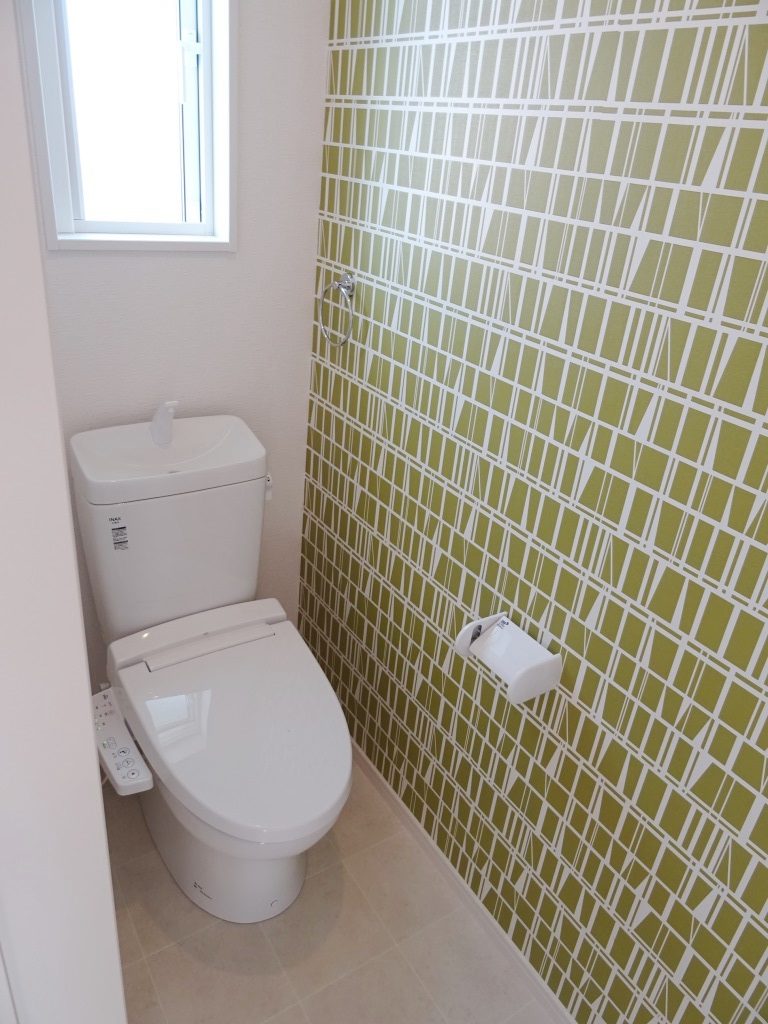 シャワー付きトイレ