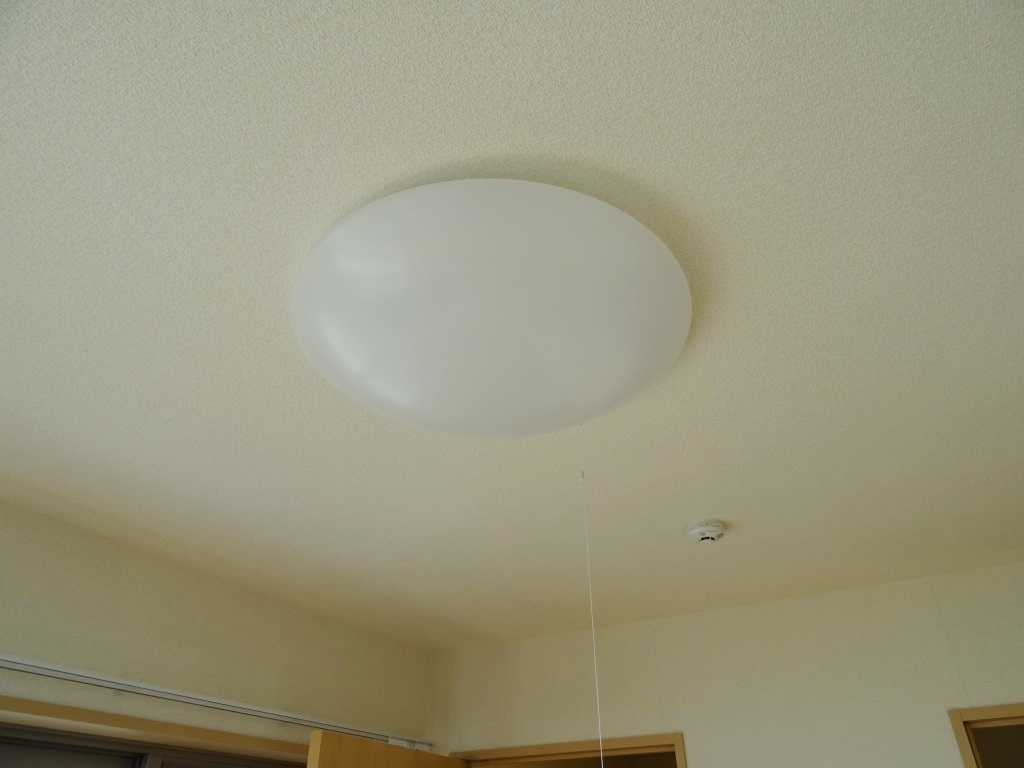 各部屋にＬＥＤ照明付きです。