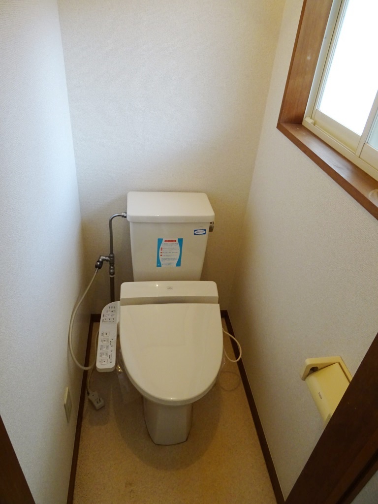 シャワー付きトイレ