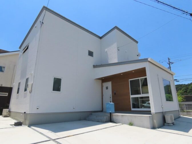 石巻市前谷地字西谷地 戸建て