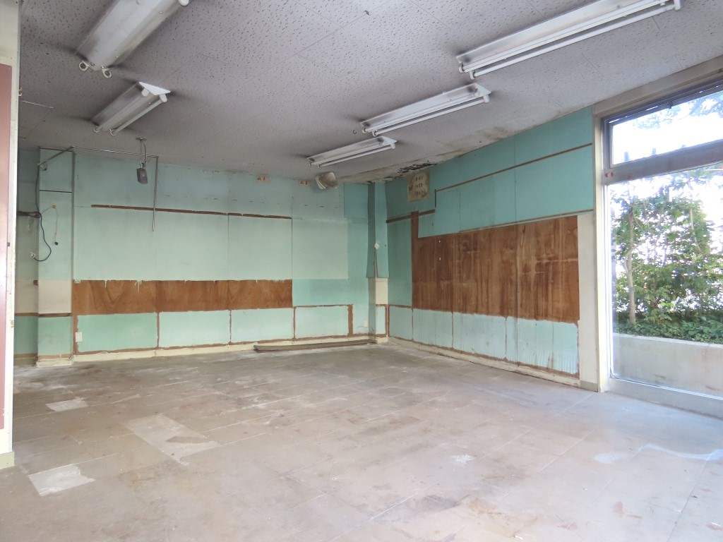 1階店舗部分 (内装)