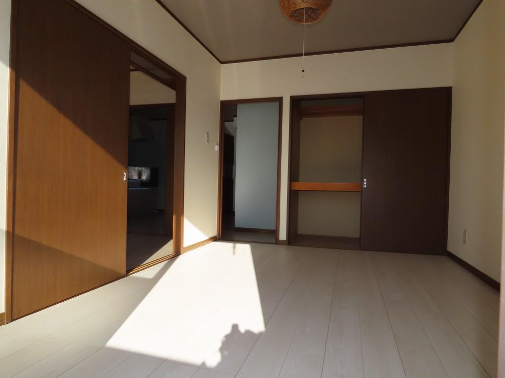 洋室の収納 (内装)
