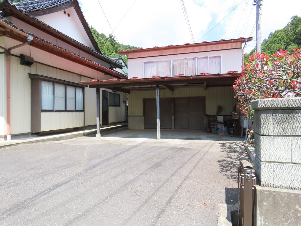 納屋