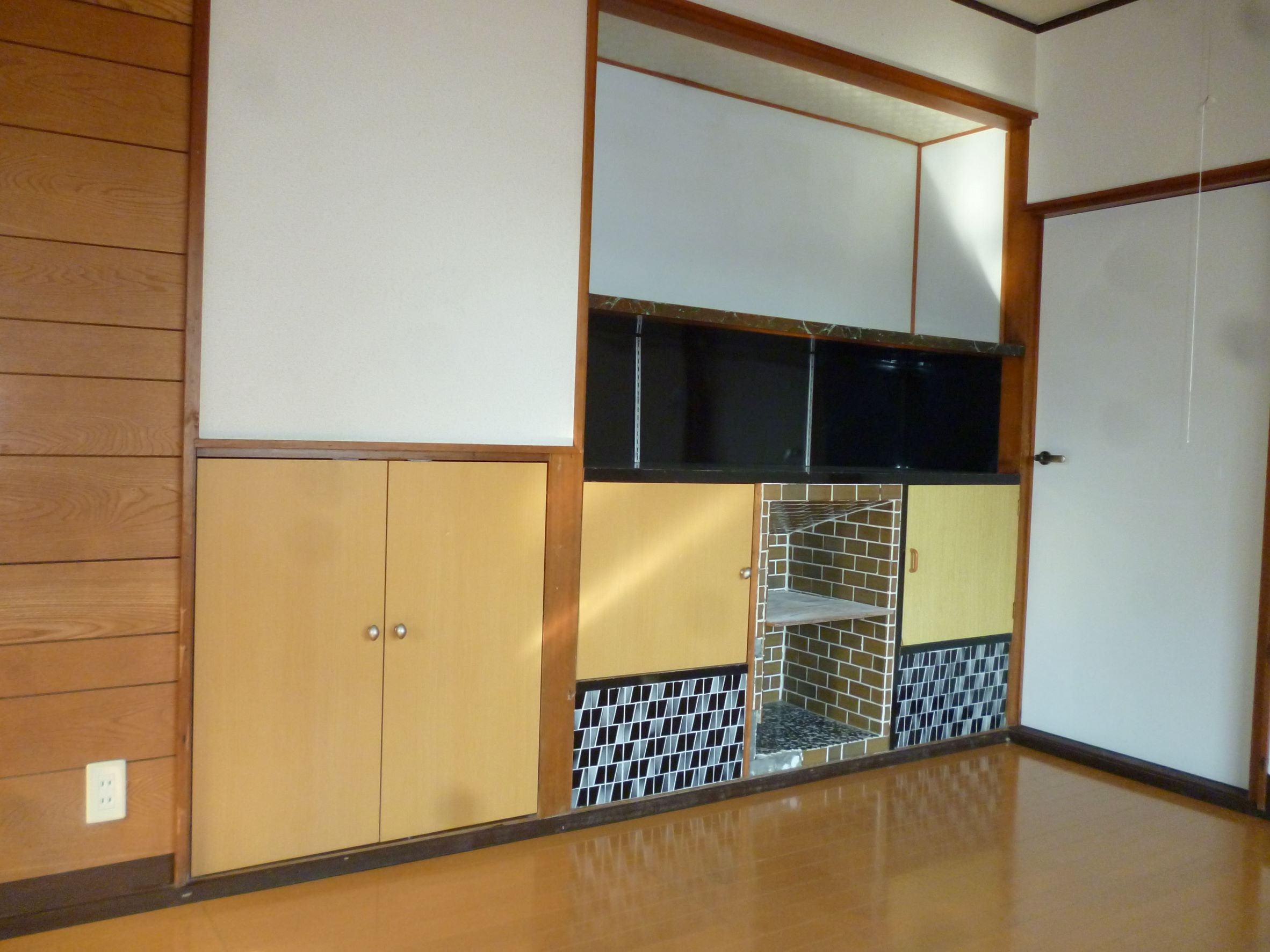 洋室6帖の棚