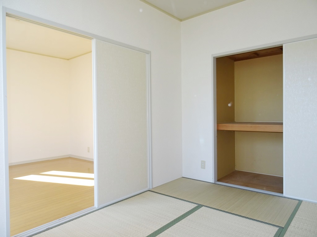 和室の収納 (内装)