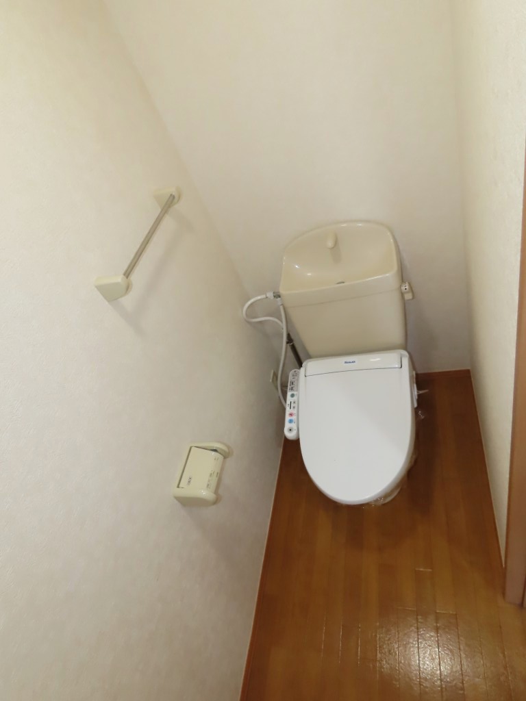 シャワー付きトイレ