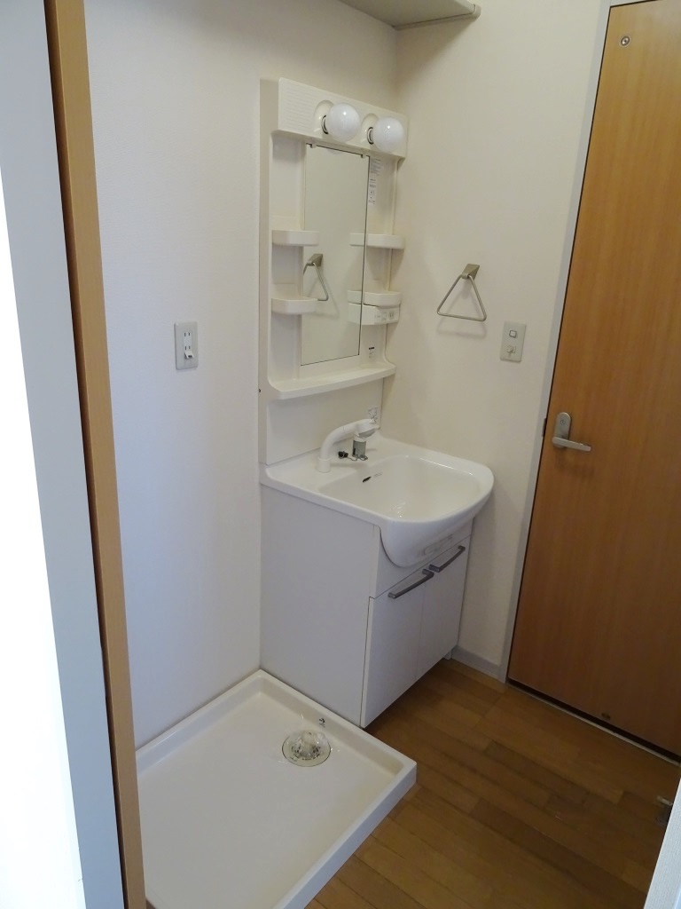 シャワー付き洗面台