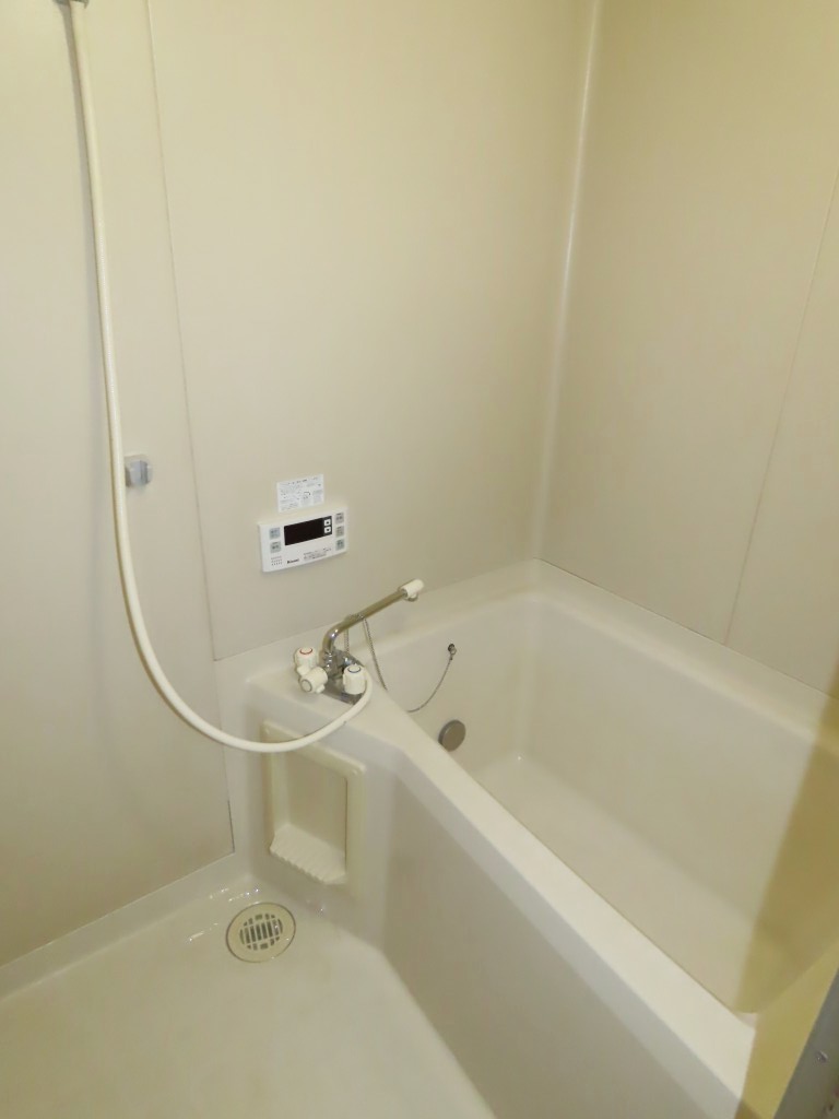 キッチン換気に最適な窓付き (内装)