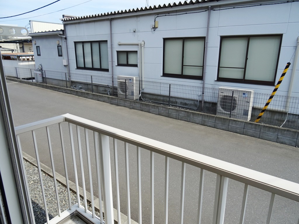 日当たり良好のバルコニー