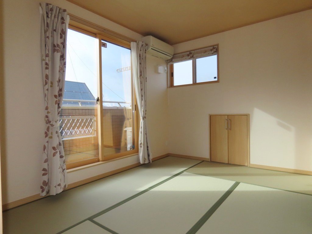 2階の和室6帖 (内装)