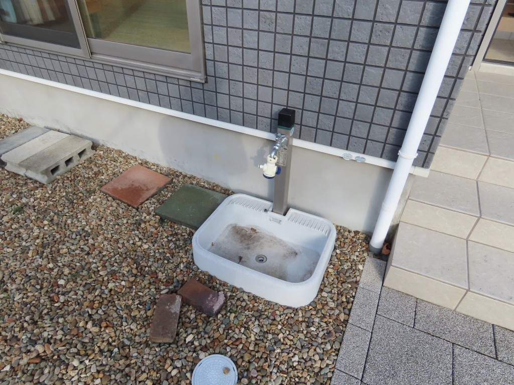 洗車やガーデニングに便利な外水道