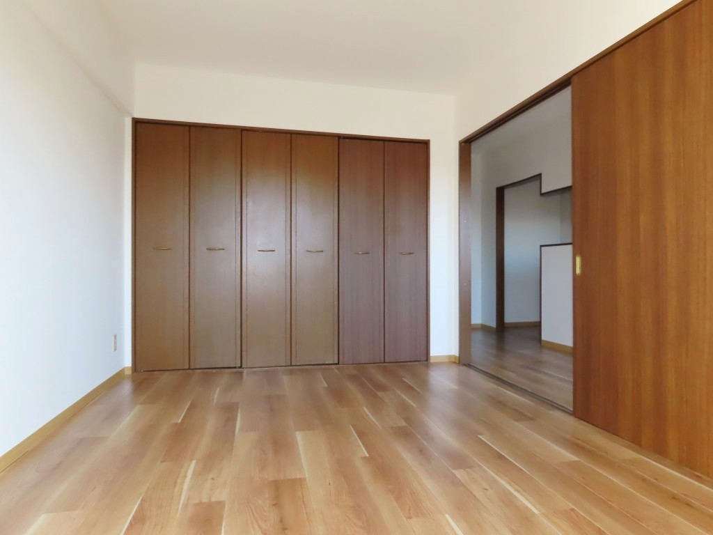 6帖の洋室 (内装)