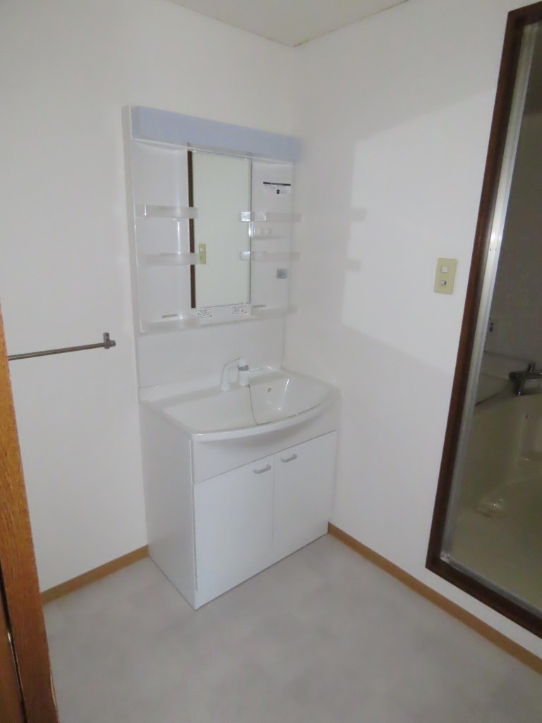 シャワー付き洗面台