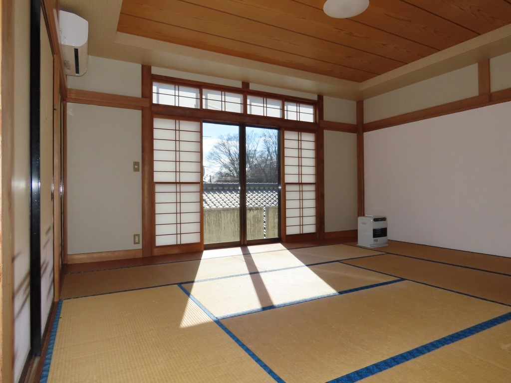 2階10帖洋室 (内装)