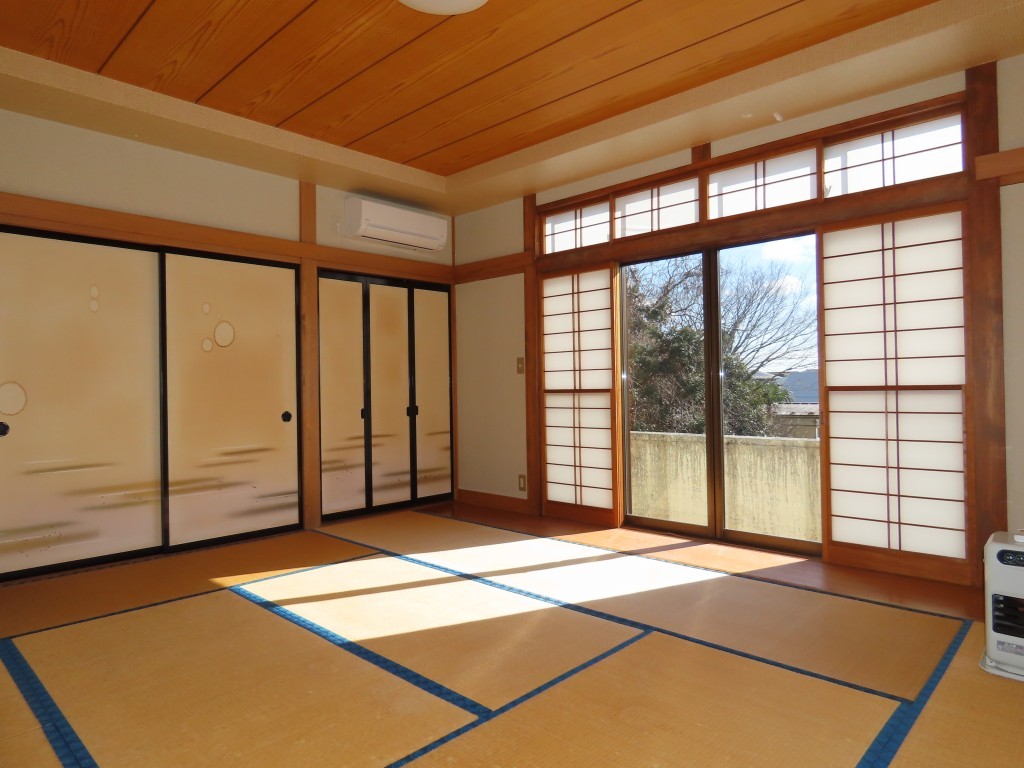 2階10帖洋室 (内装)