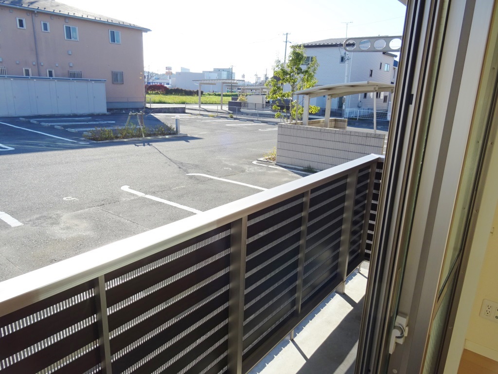 日当たり良好のバルコニー