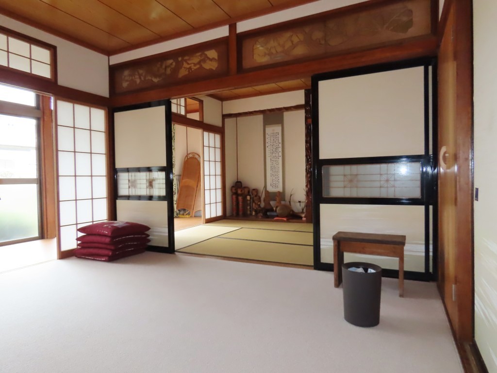 1階の洋室6帖 (内装)